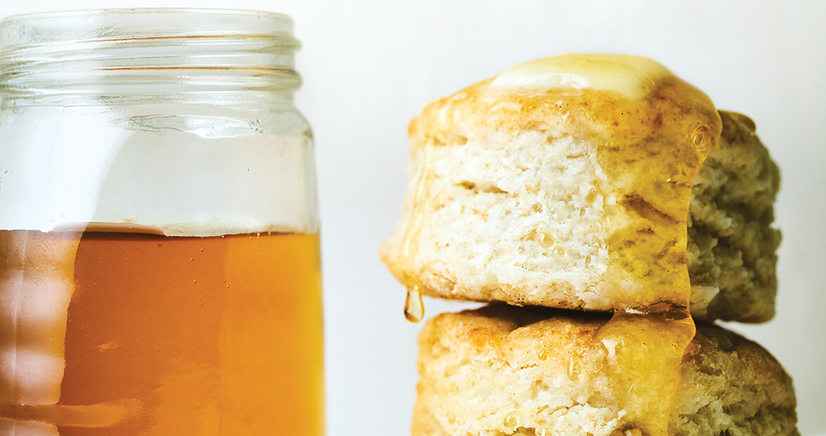 august cover feat img