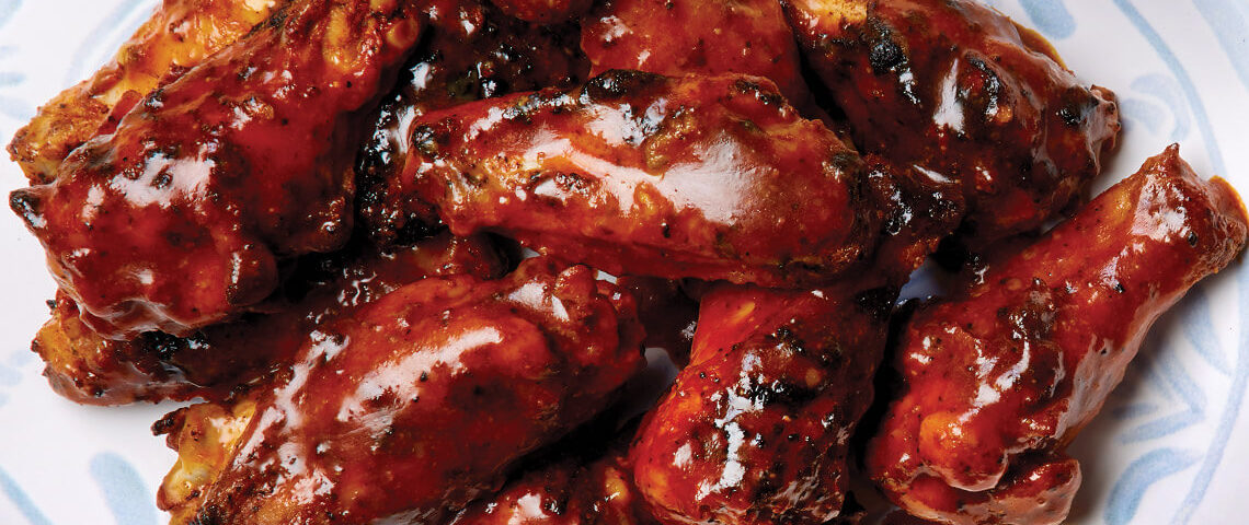 Glazed barbecue chicken wings