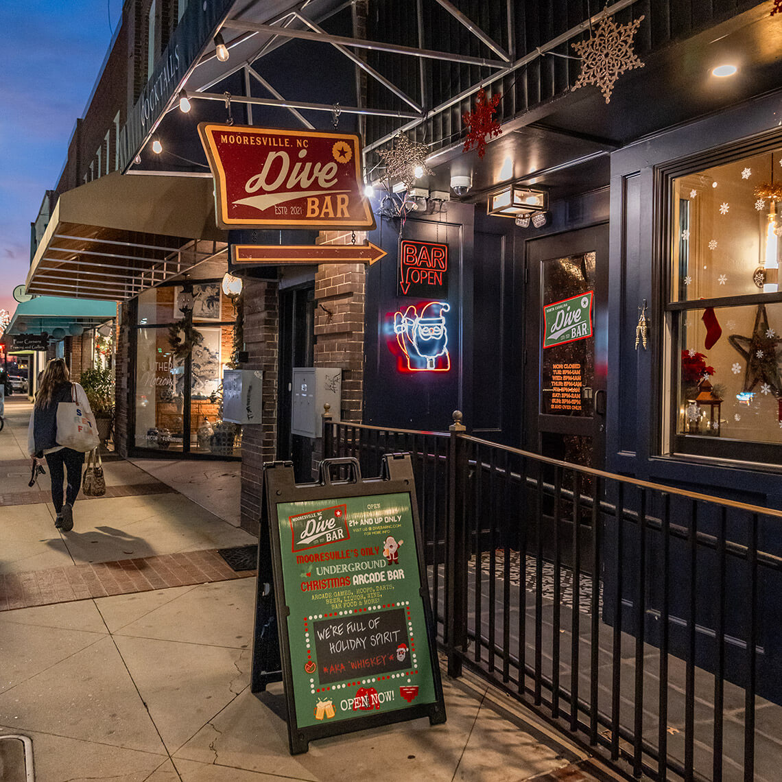 Exterior of Mooresville Dive Bar