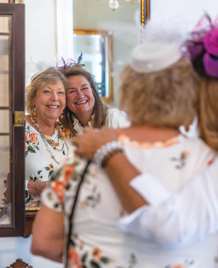 Guests for tea at the Royster House